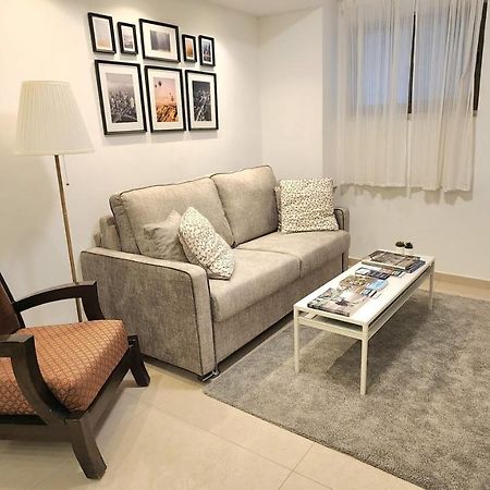 Modern Home In The Heart Of Nachlaot Ierusalim Exterior foto
