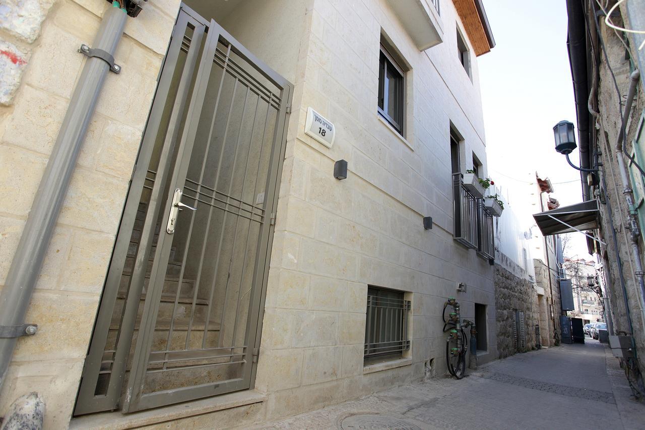 Modern Home In The Heart Of Nachlaot Ierusalim Exterior foto